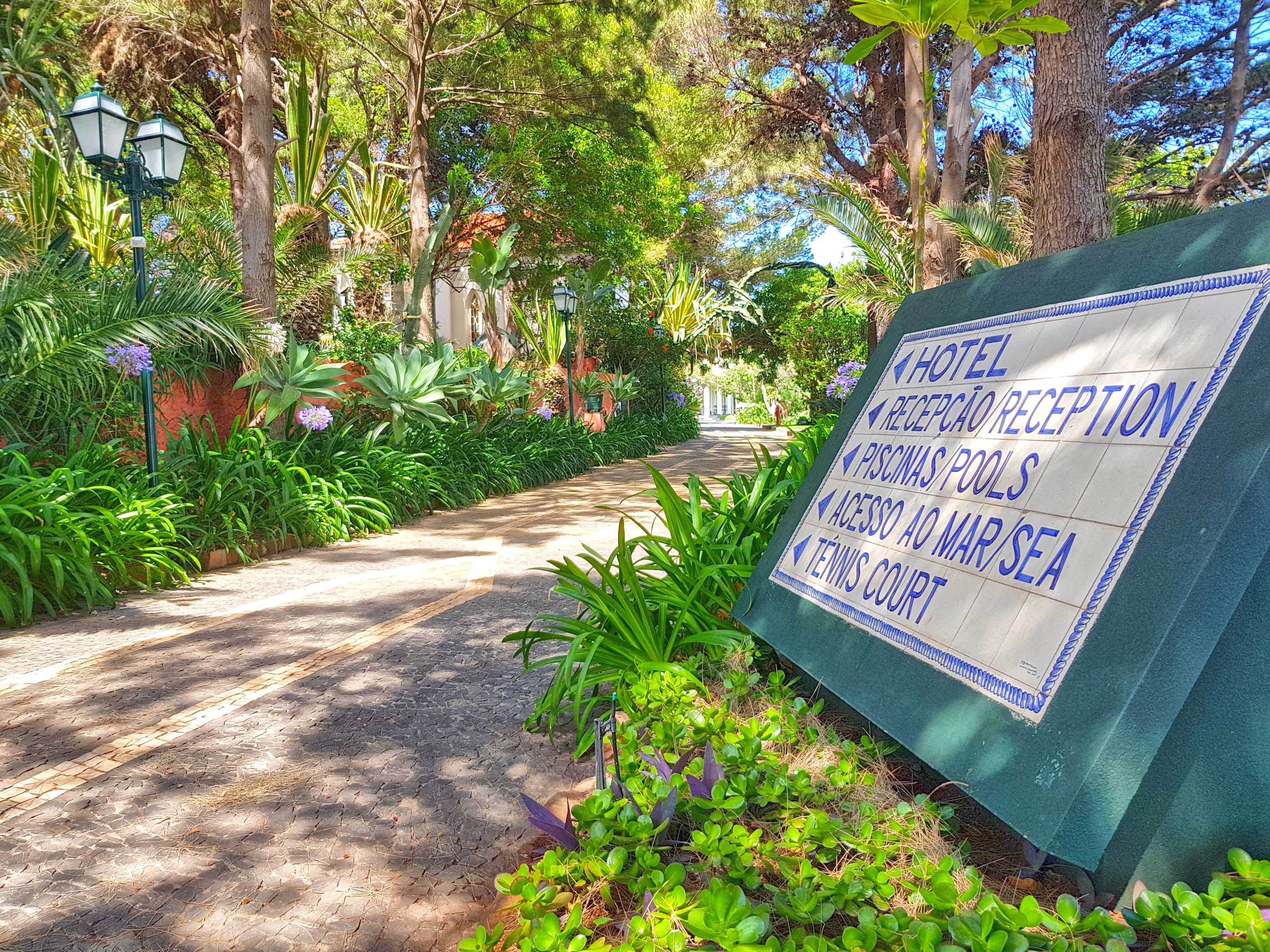 Albatroz Beach & Yacht Club Hotel Santa Cruz  Exterior photo