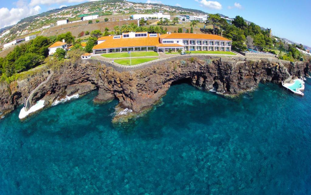 Albatroz Beach & Yacht Club Hotel Santa Cruz  Exterior photo