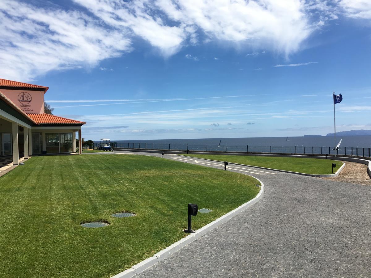 Albatroz Beach & Yacht Club Hotel Santa Cruz  Exterior photo